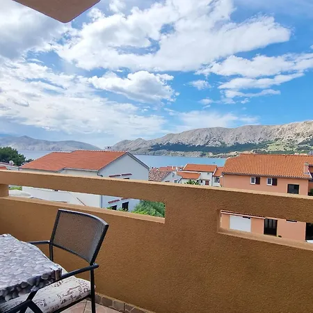 In Mit Eigenem Balkon By Interhome