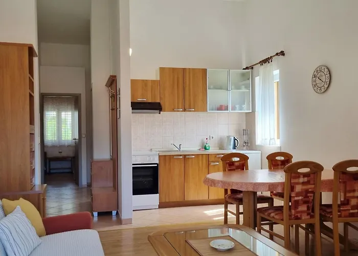 Apartment In Mit Eigenem Balkon By Interhome *