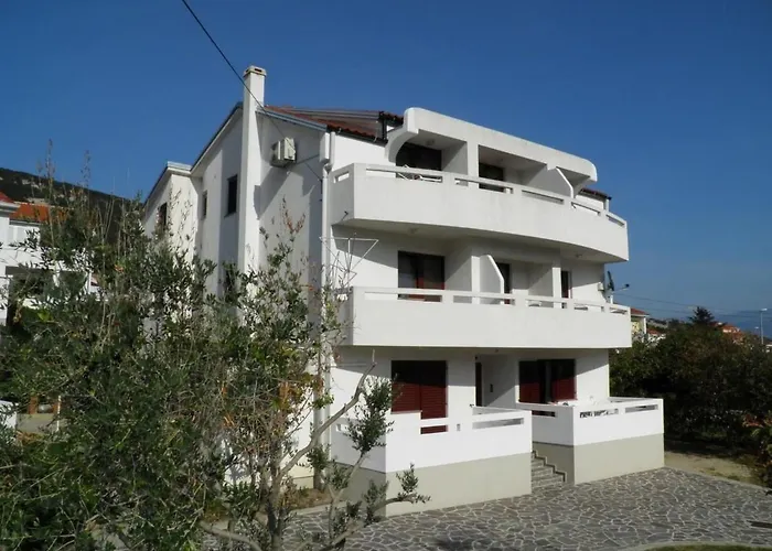 Apartment In Mit Eigenem Balkon By Interhome *