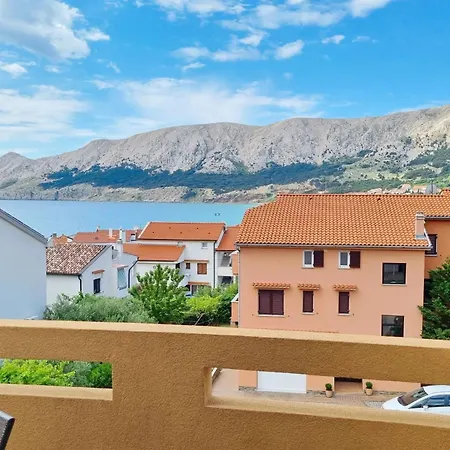 Lägenhet In Mit Eigenem Balkon By Interhome
